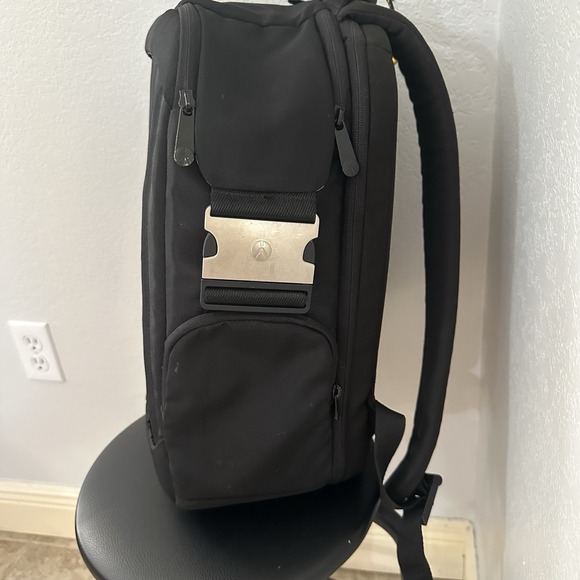 Manfrotto MB SB390-5BB Veloce V Backpack Black Bag. Color: Black Camera DSL - Picture 5 of 16